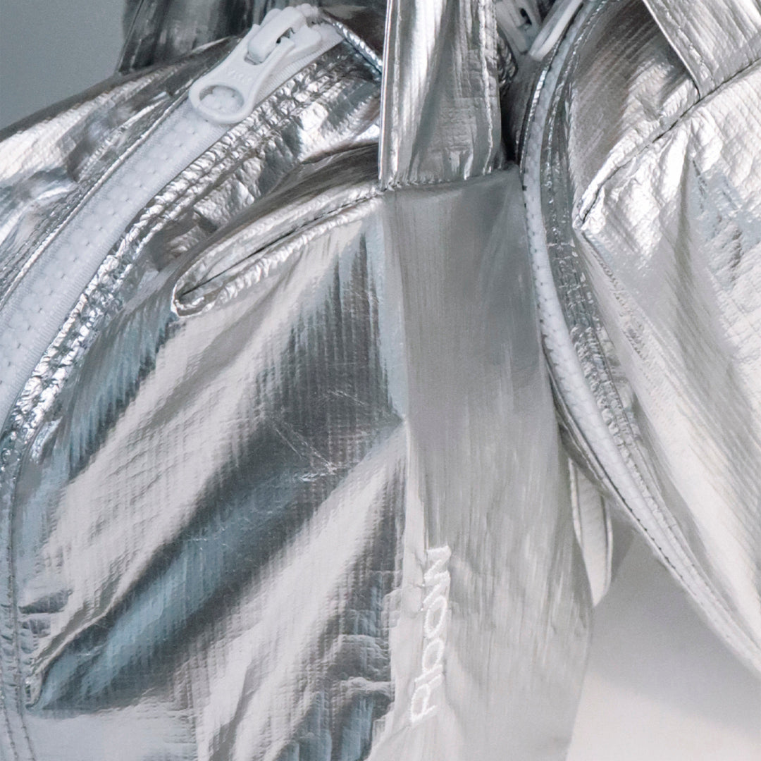 RboW(アールボウ)] シルバー トラベルポーチ – MOOD or NATURE